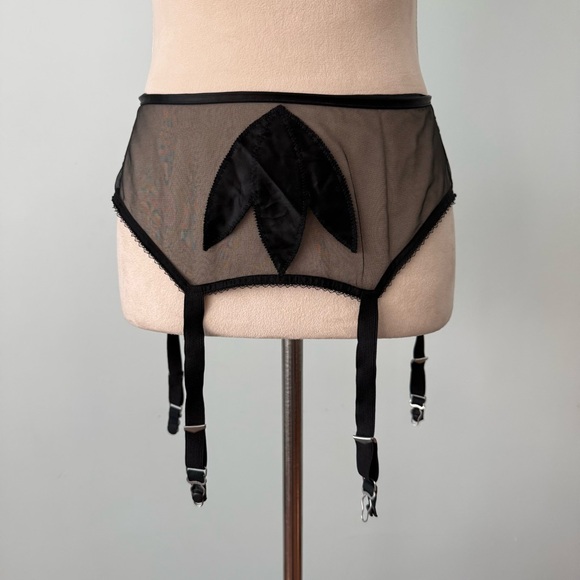 Olga Other - 🖤 Vintage Olga Sheer Garter Belt Black Nylon 60s Fig Applique USA Size 28